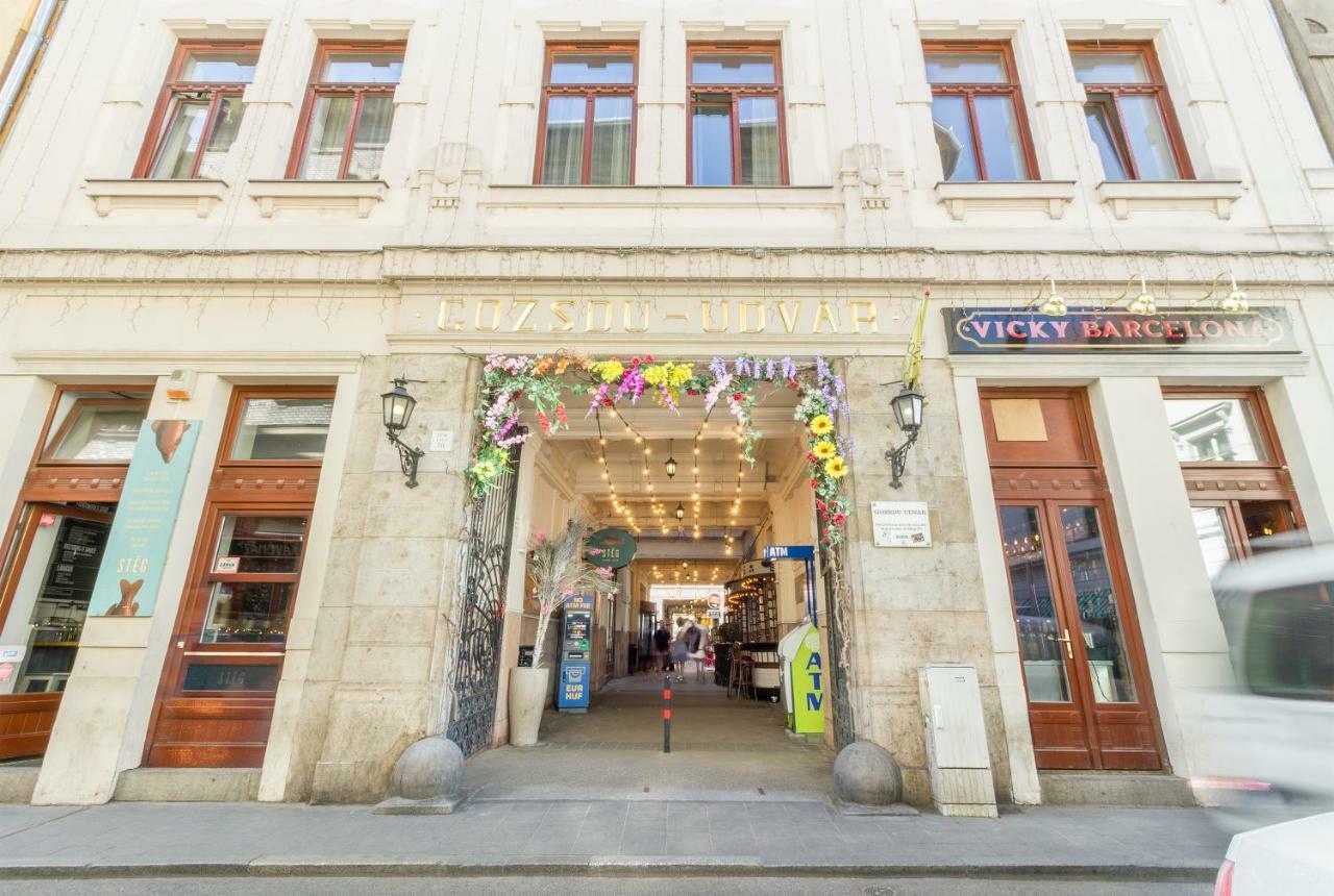 Curry Apartments Budapest Bagian luar foto