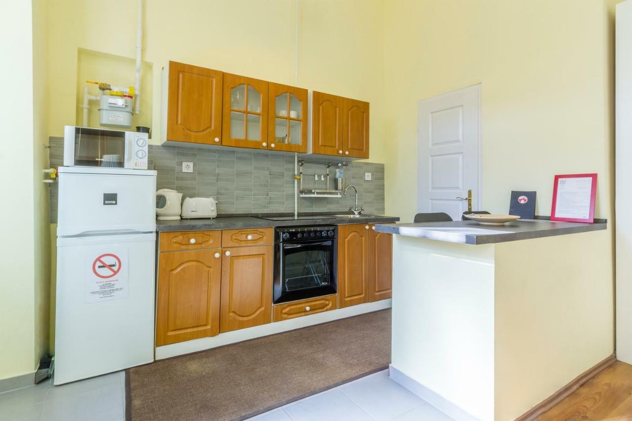 Curry Apartments Budapest Bagian luar foto